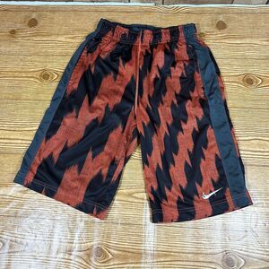 Nike Dri Fit Boys Basketball Shorts Size Large Tiger Print